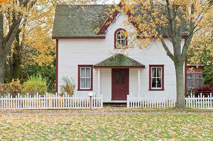 colonial house