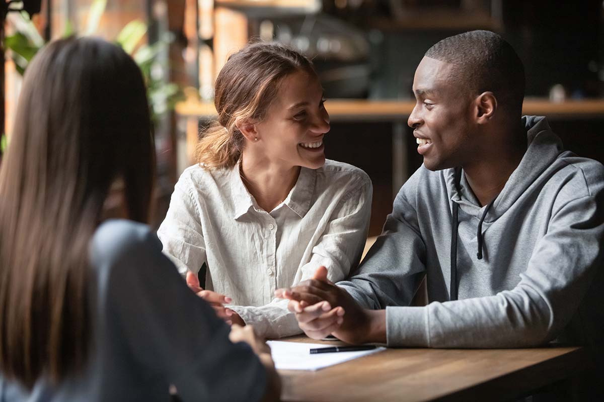 Loan Officer and couple